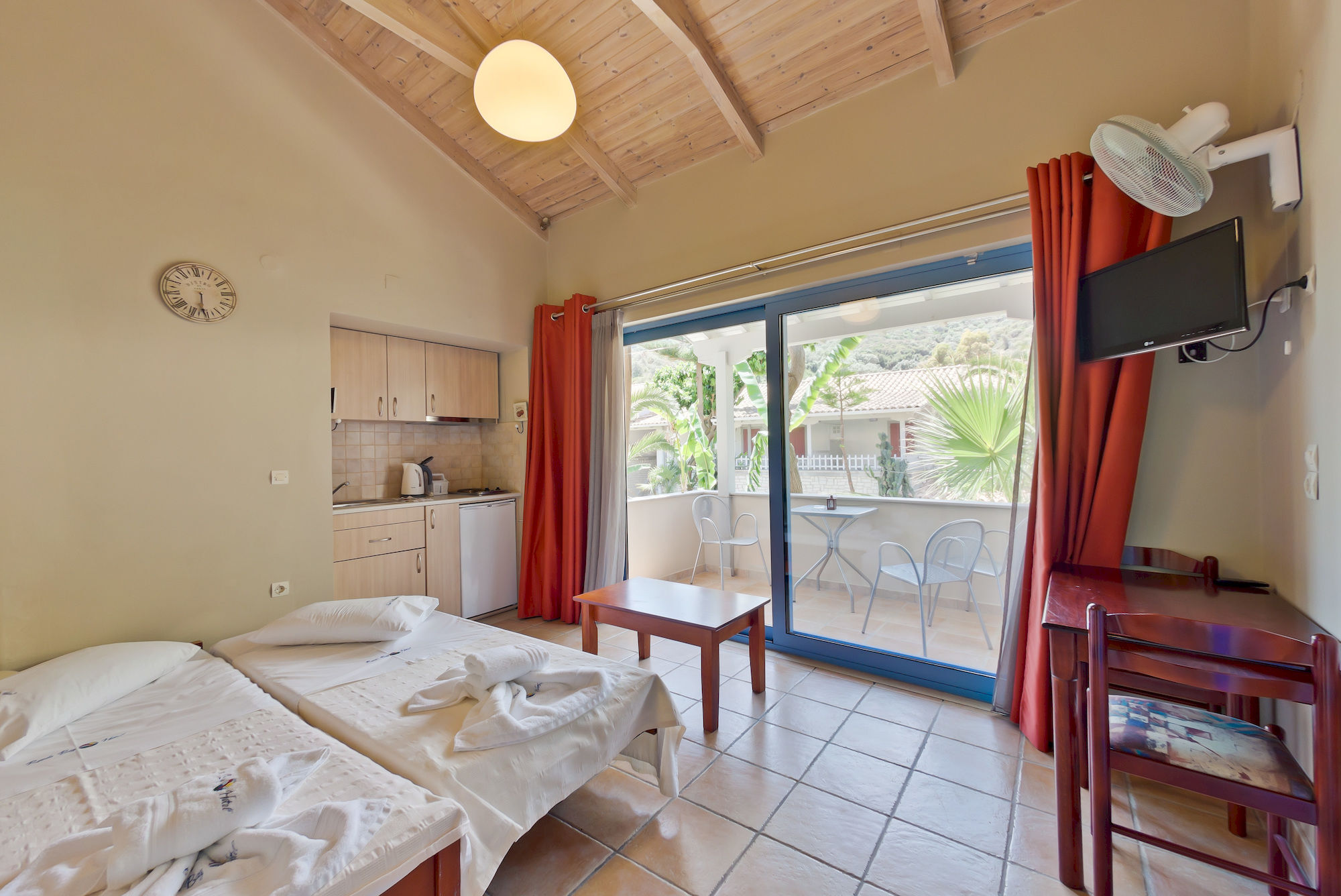 Rouda Bay Beach Hotel Mikros Gialos Exterior foto